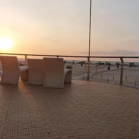 Studio Direct Aan Het Hoofdstrand Van - Naast Casino 오스텐드