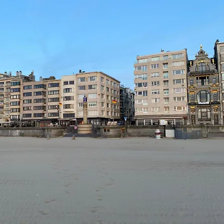 아파트 Studio Direct Aan Het Hoofdstrand Van - Naast Casino