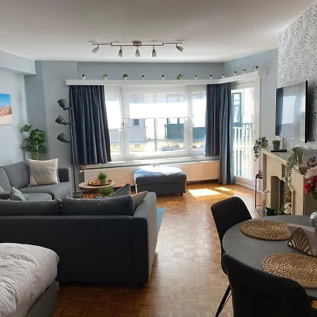 Apartment Studio Direct Aan Het Hoofdstrand Van - Naast Casino Ostende